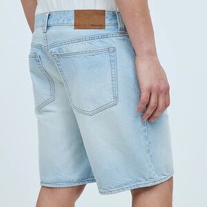 NWT! Madewell 100% Cotton Denim Shorts - Waist 33" - Inseam 8"